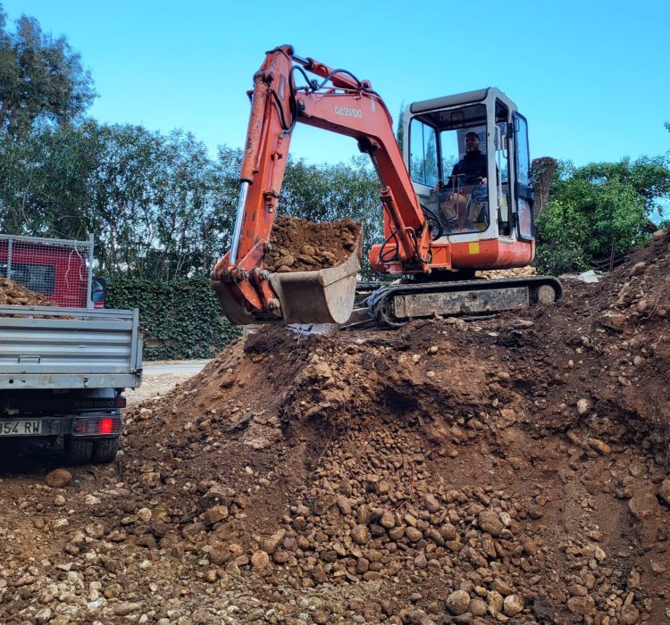 Travaux de terrassement à Menton