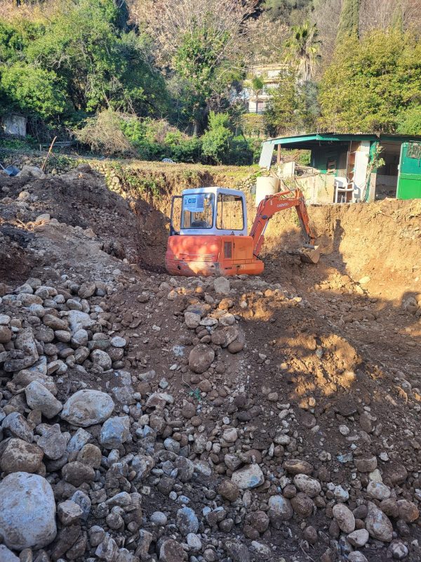 Préparation de terrain à Menton processus de terrassement
